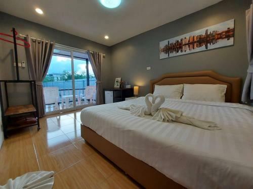 Hostal The Garden Town Residences