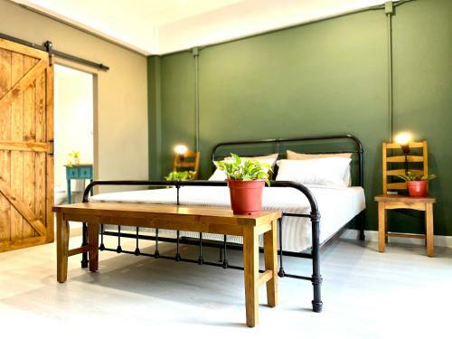 Hostal Grasshopper Bed And Cafe