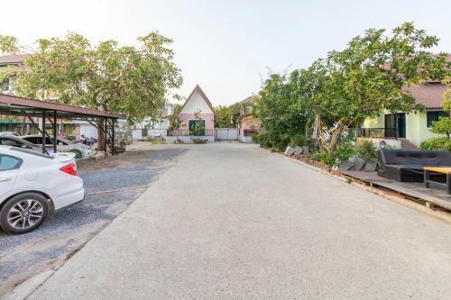 Hotel Oyo 798 Reurn Mareena Resort