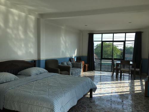 Hostal Baanmali Ari