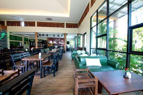 Hotel Rnana Grand