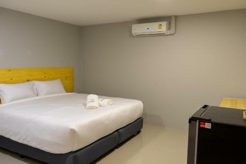 Fine Bed Hotel