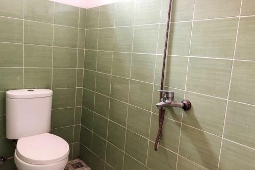 Hotel Koolkost @ Wiyung (Minimum Stay 30 Nights)