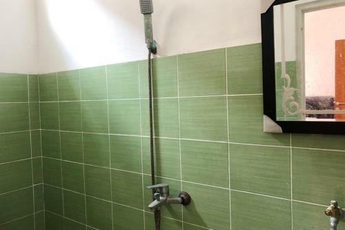 Hotel Koolkost @ Wiyung (Minimum Stay 30 Nights)
