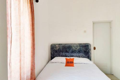 Hotel Koolkost @ Wiyung (Minimum Stay 30 Nights)