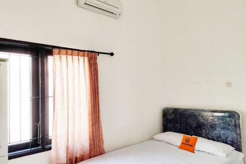 Hotel Koolkost @ Wiyung (Minimum Stay 30 Nights)