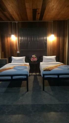 Hostal Baan 9'nan Guest Home In Nan City.