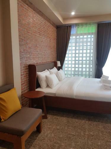 ??-?? ????????? Mon-dee Minihotel