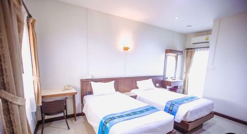 Bander Hotel