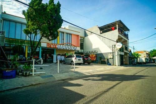 Sans Hotel Box Mansion Surabaya