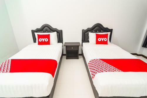 Hotel Vaccinated Staff - Oyo 533 Runya Poolvilla