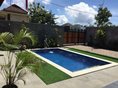 Hostal Kayu Tua Villa