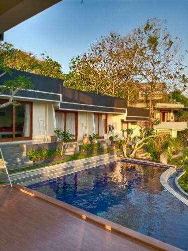 Albergue Bagus Ink Surf Camp