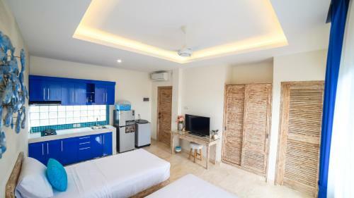 Ocean Star Apartment