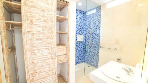 Ocean Star Apartment