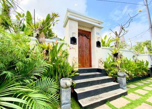 Hostal Puja Uluwatu Village