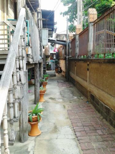 Bed & Breakfast Ray Nu Guest House