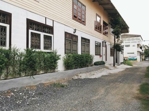 The Warehouse - Ayutthaya