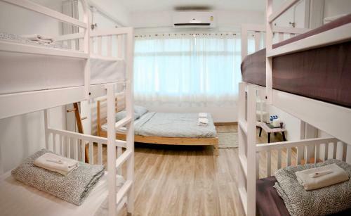 Room Story Hostel