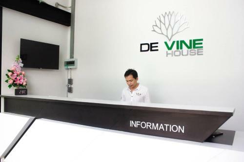 Hotel De Vine House