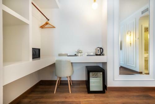 Nine River Hotel