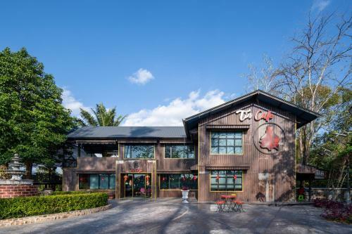 Hotel St Resort