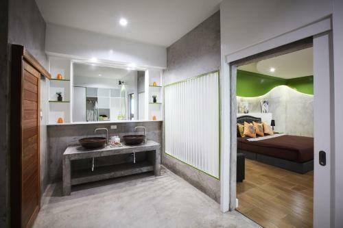 Hotel The Sun Resort Ratchaburi