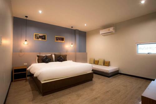 Hotel The Sun Resort Ratchaburi