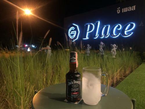 Hostal G Place