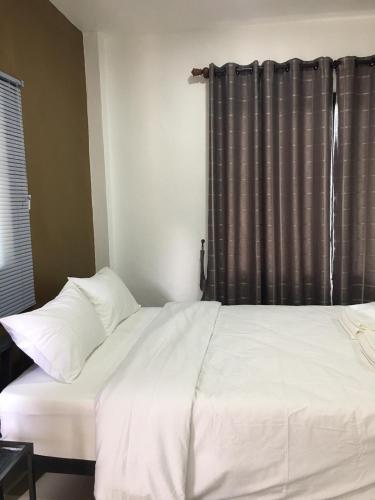 Hostal G Place