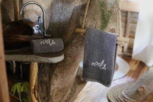 Lodge Roots Tree House