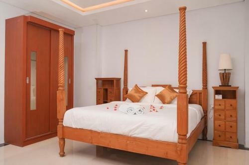 Hotel E Luxury Suites Seminyak By Innapps