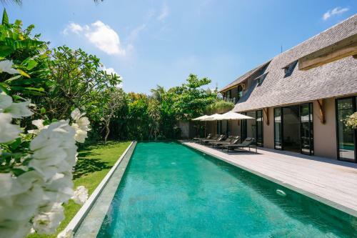 Spacious, Light, Cozy Designed Villa In Fantastic Location