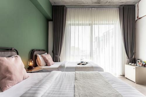Hotel The Wood