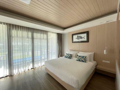 Hotel ???????? ????? The Pine Songkhla