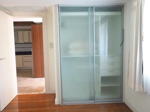Spacious Apartment With Ocean View In Panwa