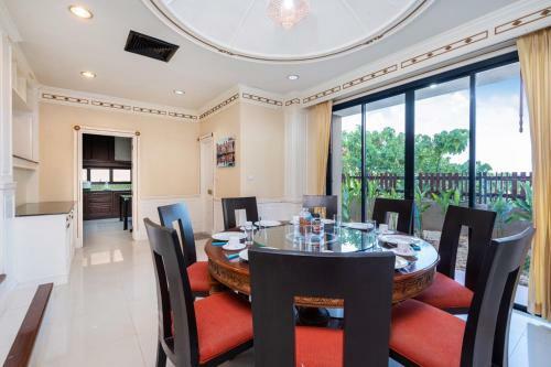 Angel Villa Pool Suite