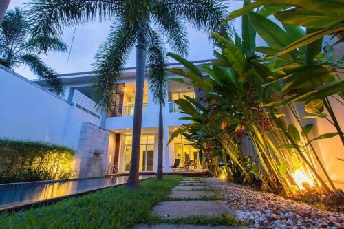 Villa Adela Town House With Private Pool