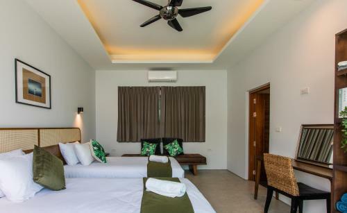 Hotel Blu Boat Luxury Pool Villas