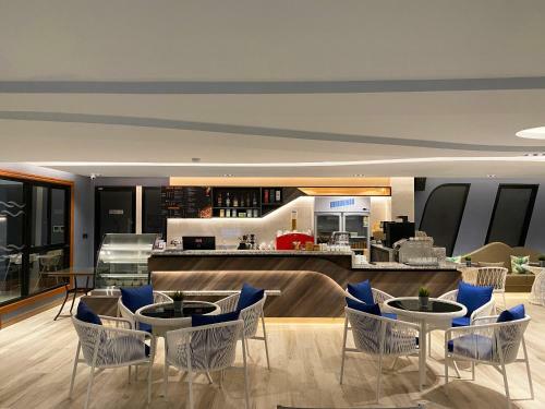 Hotel The Oceanic Sportel - Sha Extra Plus