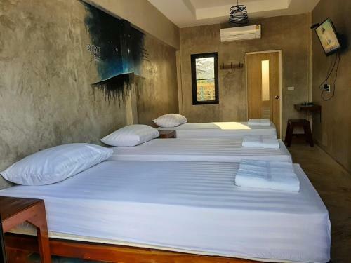 Bed & Breakfast Baan Rabiangdao Uthaithani