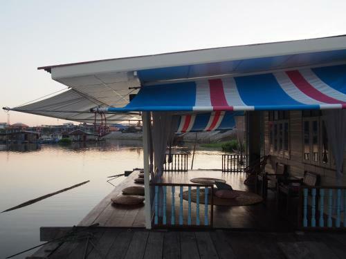 Albergue U Pae Paestay Uthaithani