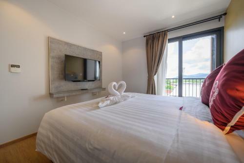 Tour De Phuket Hotel - Sha Plus