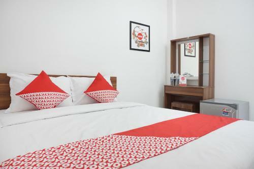 Hotel Oyo 409 Pondok Helomi