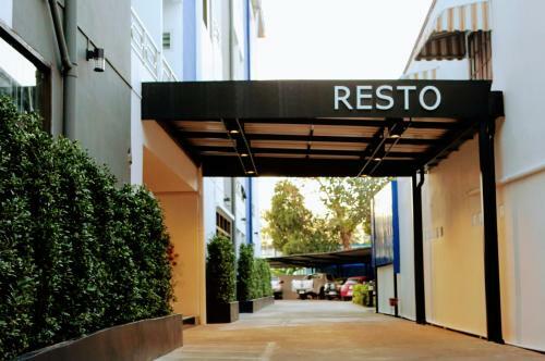 Hotel The Resto