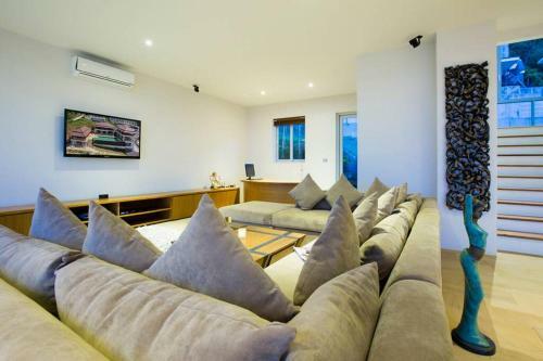 5 Bedroom Luxury Sea View Villa Moon