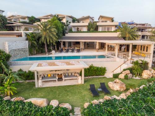 Moonstone - Samui's Premier Private Villa