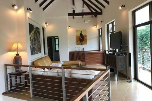 3 Bedroom Sea View Villa Santi