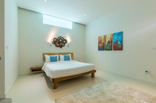 12 Bedroom Luxurious Seaview Villas