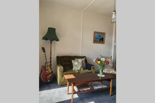 Homeo Alpine Cottage